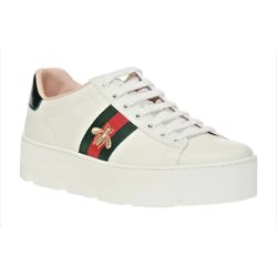 Gucci Ace Platform Bee Sneakers Women’s Size 7 – Authentic, Excellent Condition 