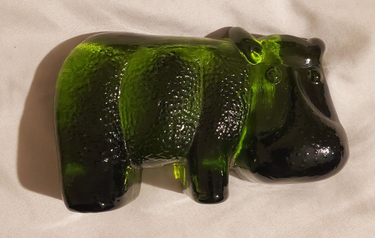 Vintage Viking Glass Hippopotamus Paperweight/Bookend 