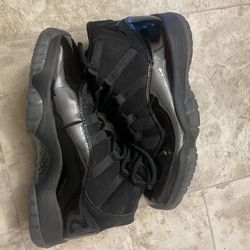Jordan 11 Cap And Gown Size 9