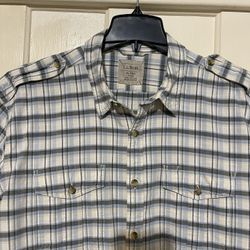L.L.Bean men’s buttons down size XL