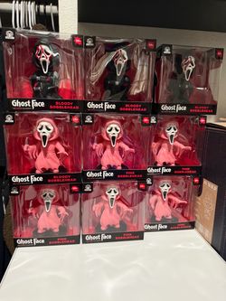 Ghost face bobble heads