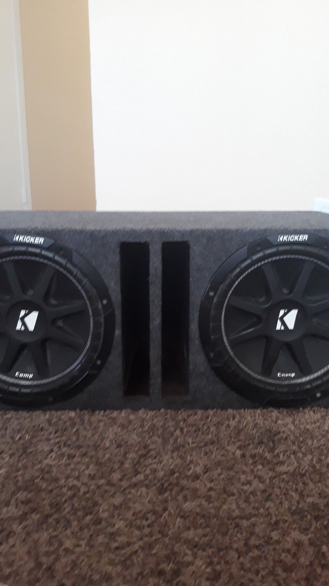Kicker comp 12 $90 obo negotiable