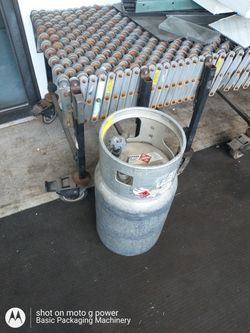 Aluminum Fork Lift Propane Tank 33 Lb. We Have 1 Or 2 Left.