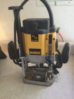 DEWALT  router 1/2 arbor.