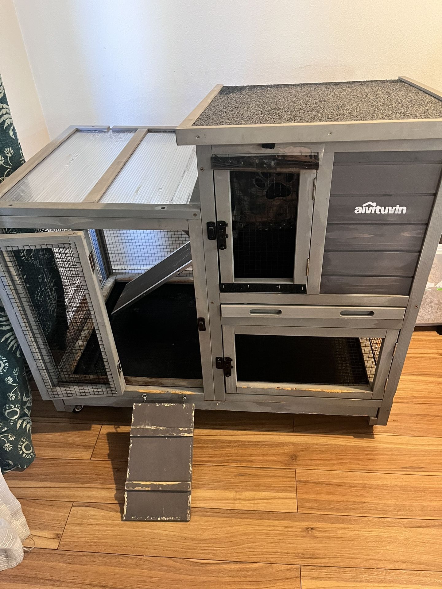 Indoor Rabbit Hutch