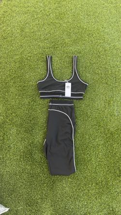 Black Alo Yoga Set