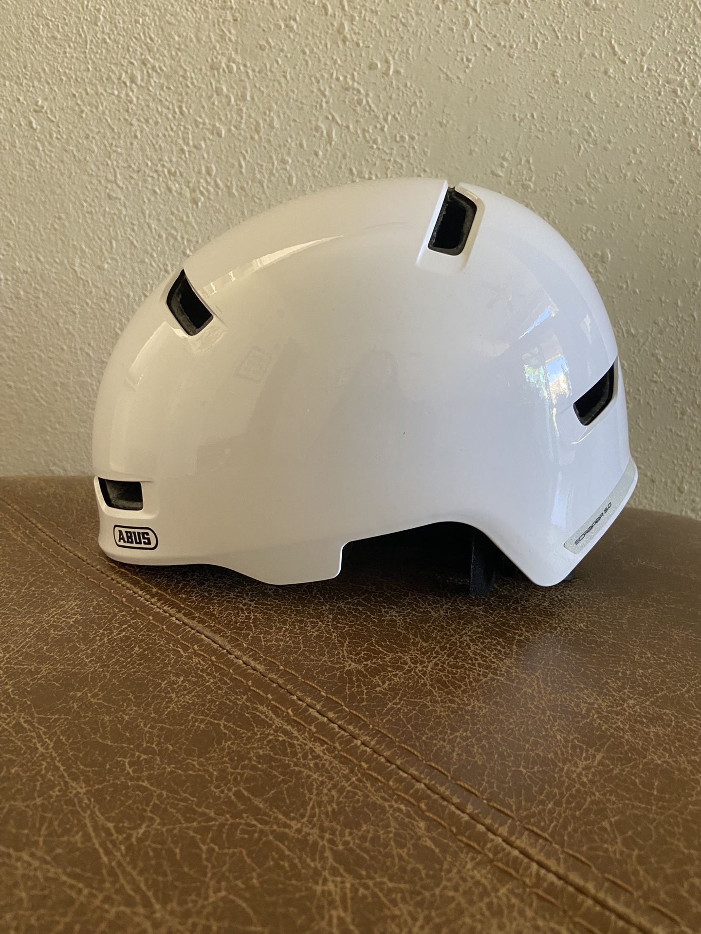 ABUS Scraper 3.0 Helmet Size S (51-55 CM) Brand New