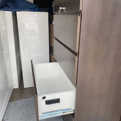 Cabinet/storage 