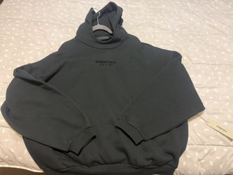 Essentials Black XL Sweater