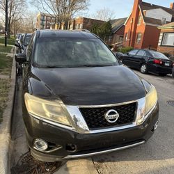 2016 Nissan Pathfinder