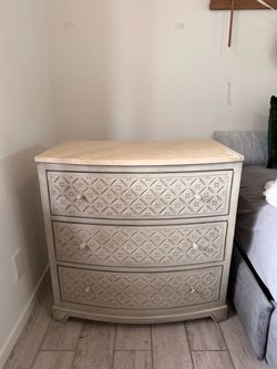 3-Drawer Dresser with Stone Top