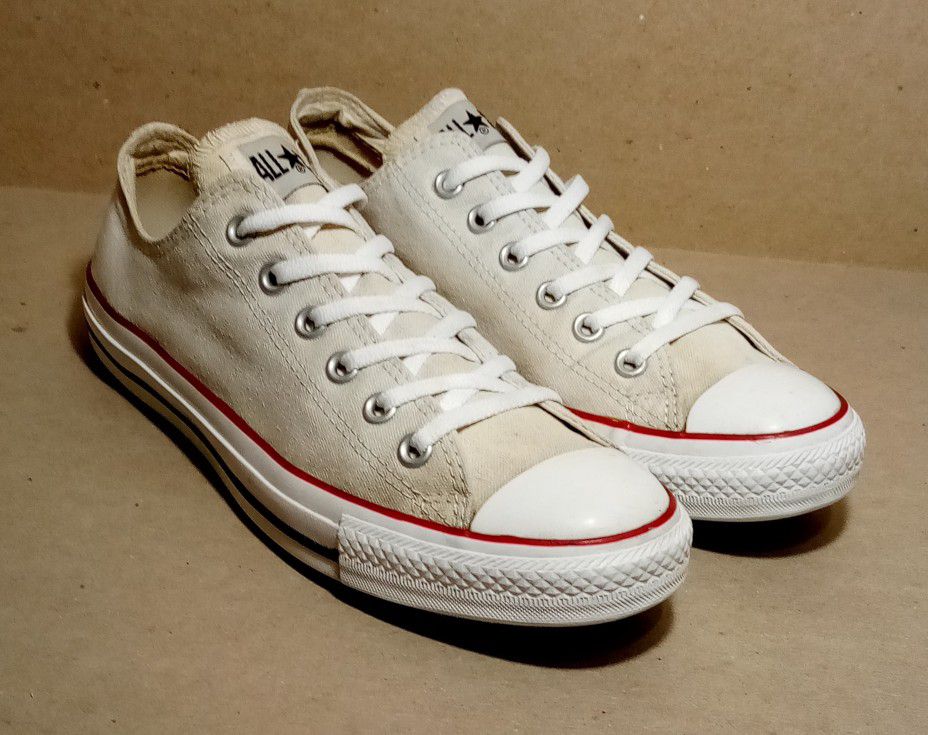 Converse All Star Chuck Taylor L.T. Sneakers