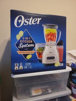 Oster 3in1 Kitchen System Food Chopper & Blend & Go Cup