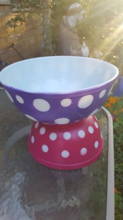 Pyrex BOWLS