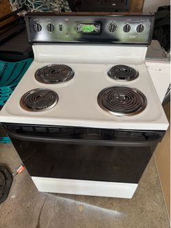 White hotpoint Range