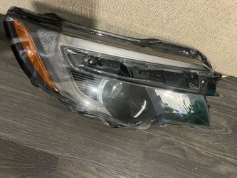 Honda Pilot/ Ridgeline Passenger Headlight