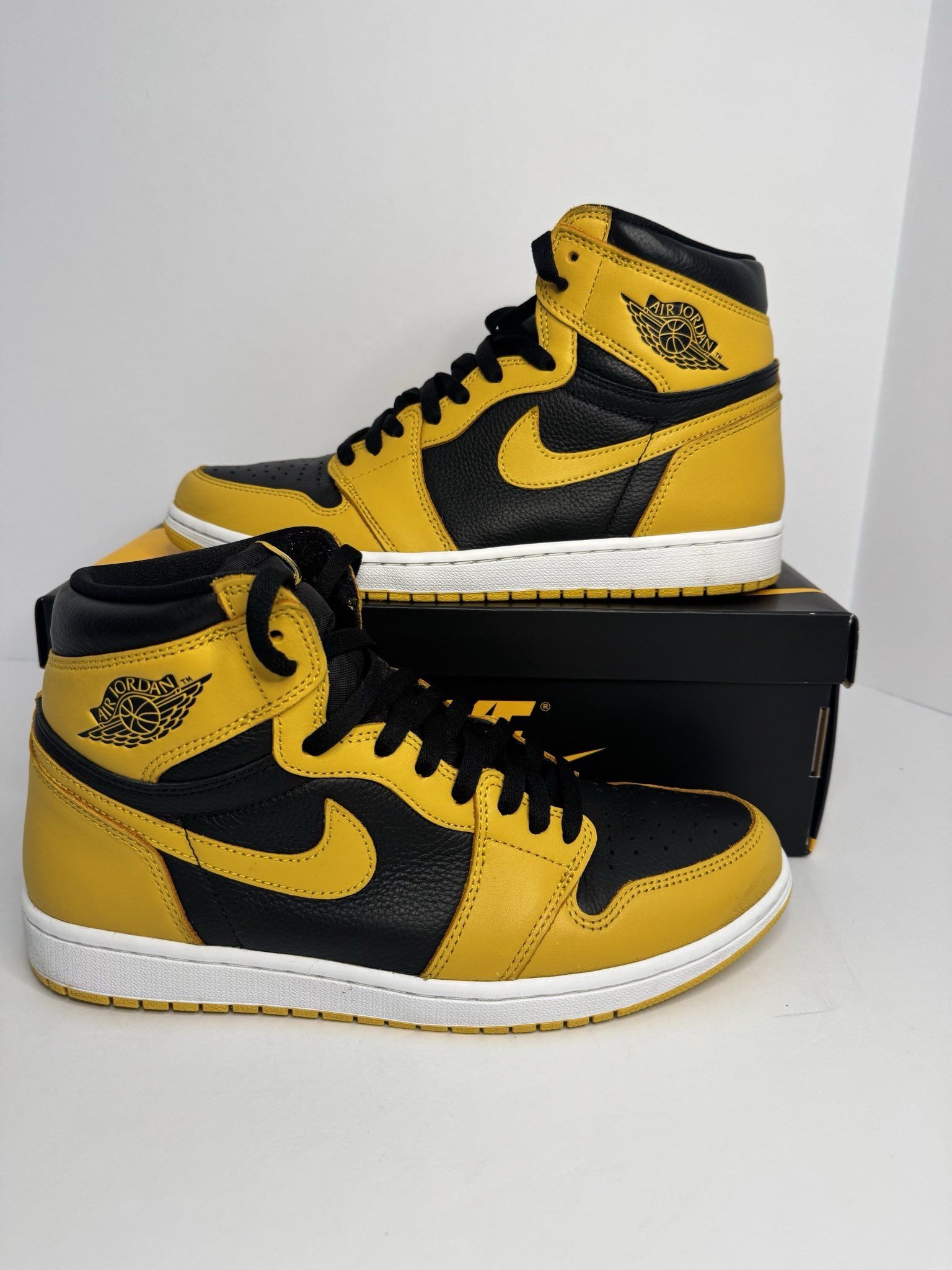 Jordan 1 High OG Pollen Size 10.5 β $110 OBO Used w/ OG Box
