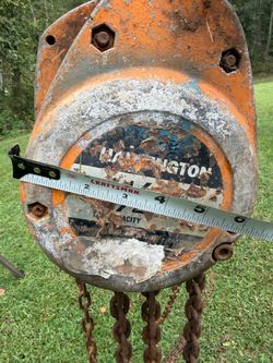 Harrington 1 1/2 Ton Chain Hoist 25’ Reach