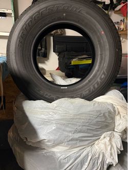 Bridge stone duelers tires new