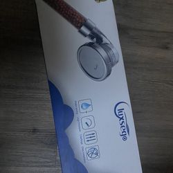 Fluoride-Filtering Shower Head