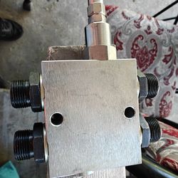 Hydraulic VALVE