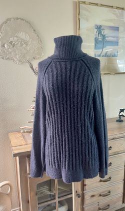 Abercrombie & Fitch Gray Sweater Size Small (oversized)