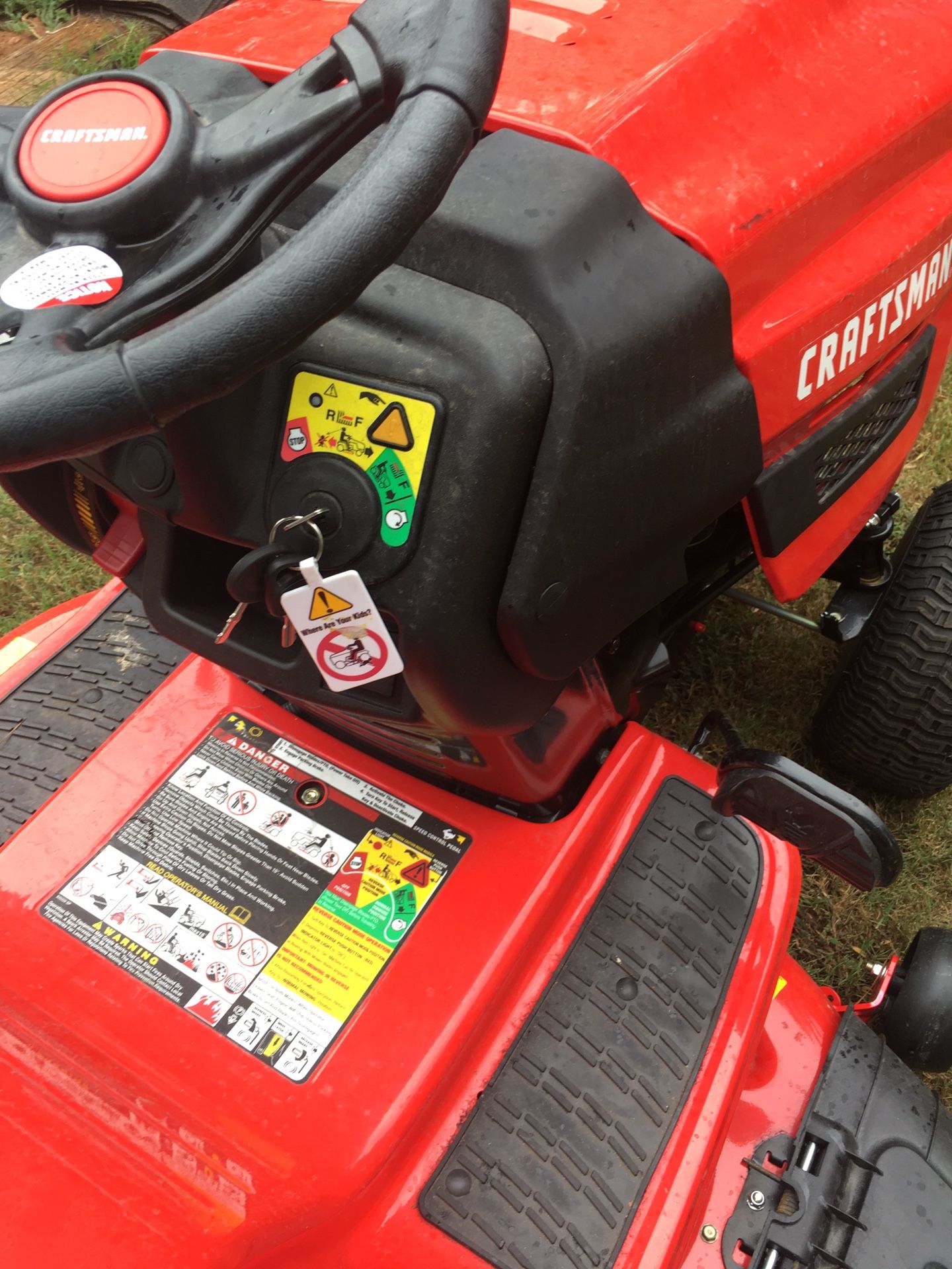 CRAFTSMAN T130 18.5HP Automatic 42in Riding Lawn Mower for Sale in