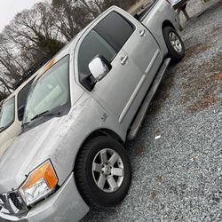 2004 Nissan Titan