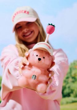 Trade for Starbucks Owala. Bearista pink drink glass cup