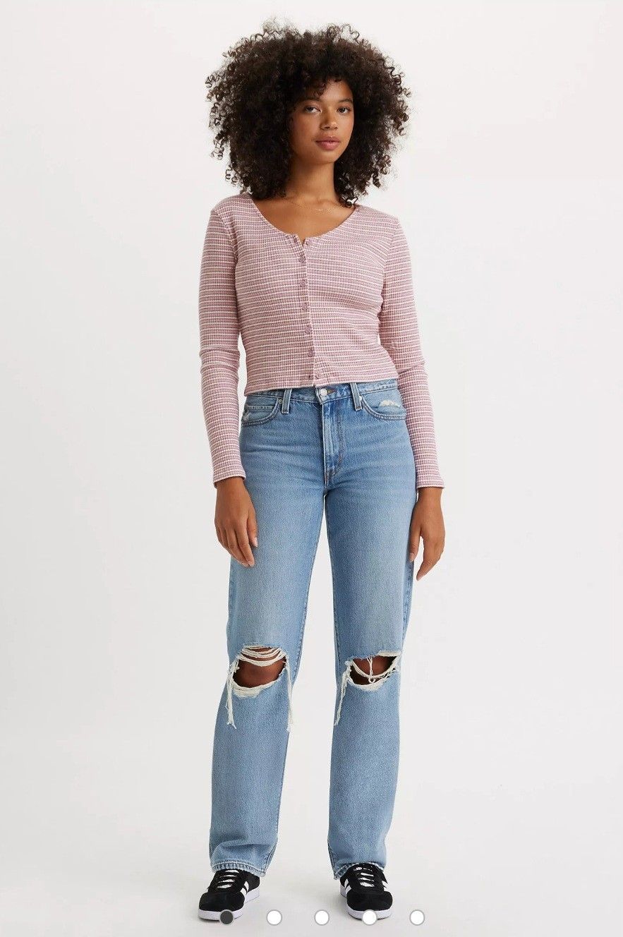 Levi's Women's Mid-Rise '94 Baggy Jeans - Caution Hot Pants 28