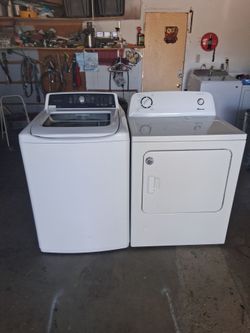 FRIGIDAIRE WASHER & AMANA GAS DRYER 💦⛽️