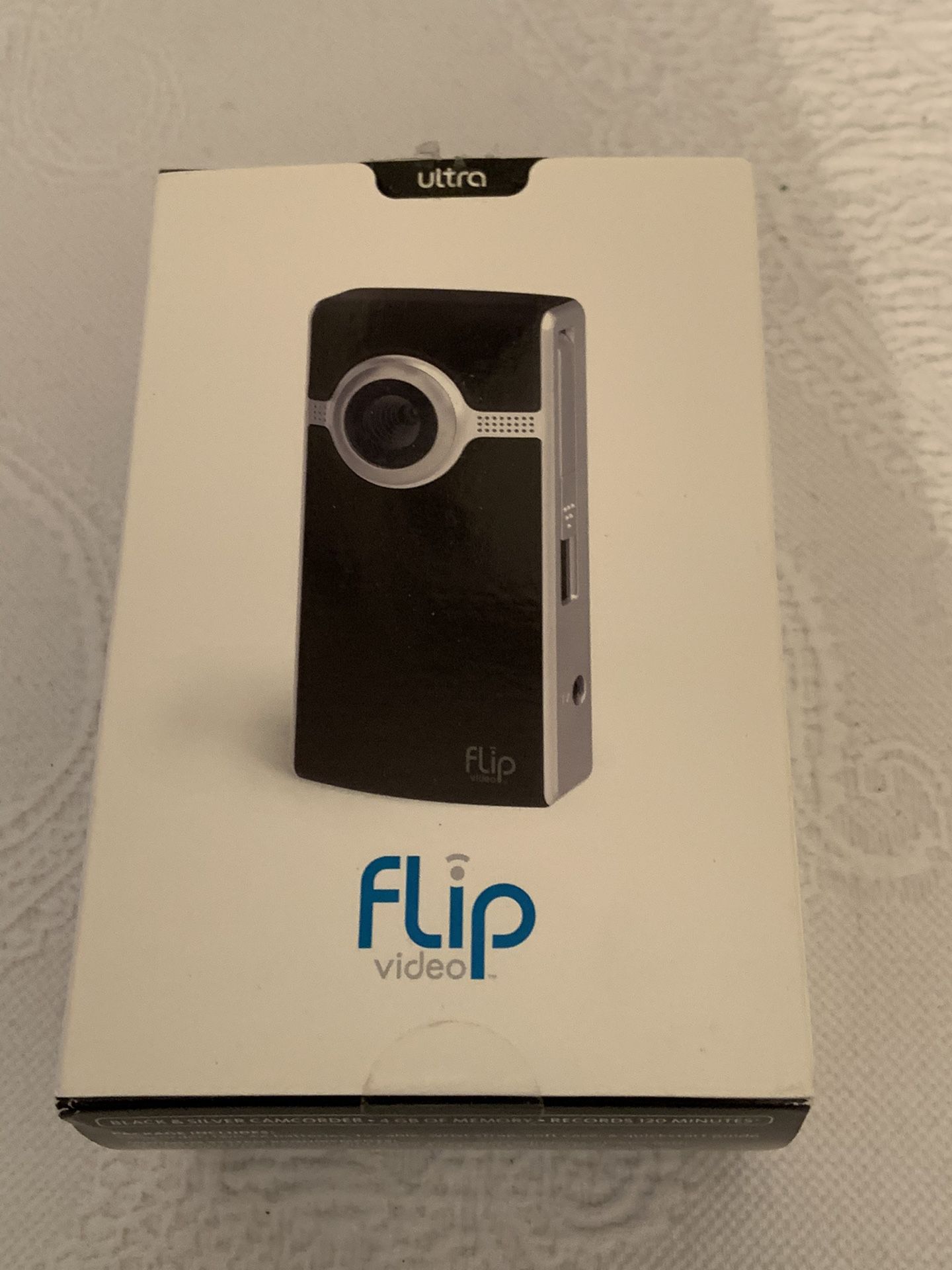 Flip Ultra Video Camera - Black, 4 GB, 2 Hours