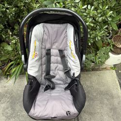 BABY CAR SEAT 
