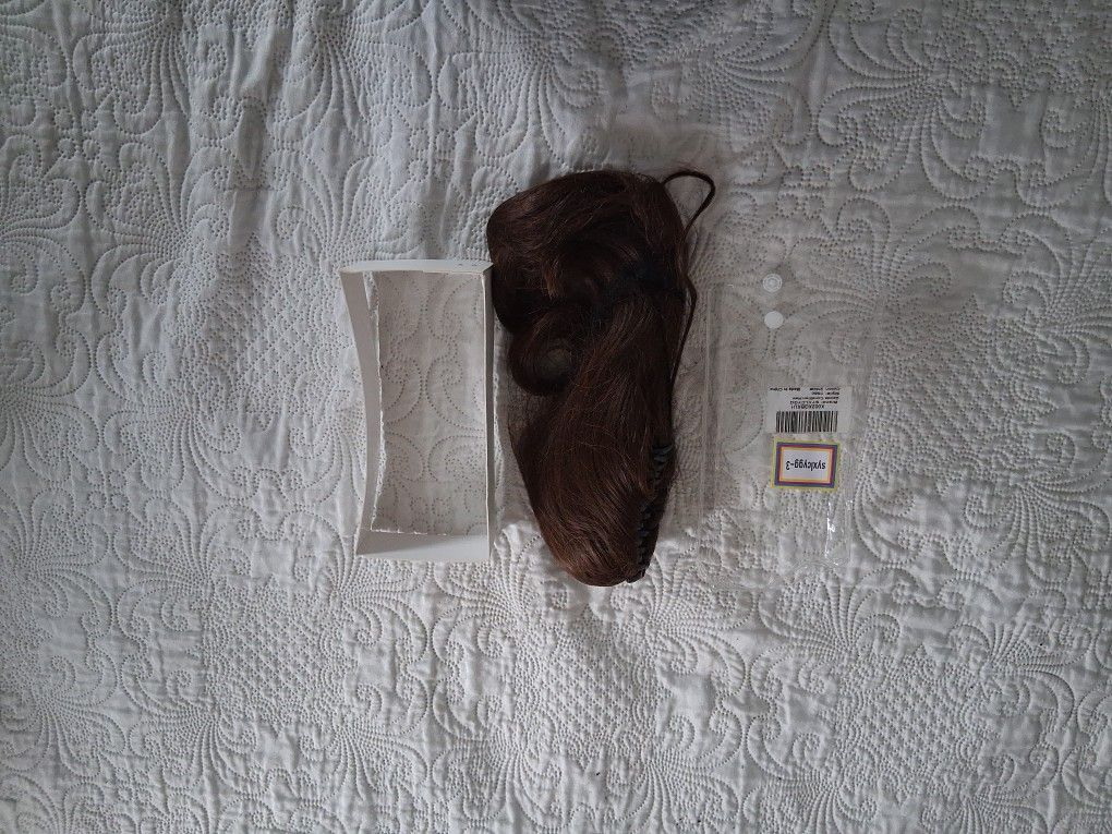 Brunette Ponitail Wig