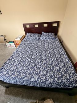 Queen bed for &100 with Mattress)