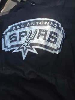 New Spurs shirt size L soft cotton selling for a friend