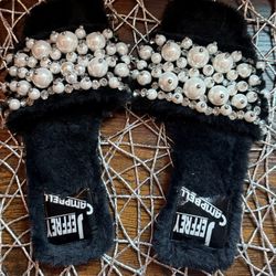  Jeffrey Campbell Perl Fur Slides Size 6 – Trendy Fur Sandals – Originally $250, Selling for $100