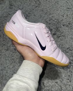 Nike Total 90