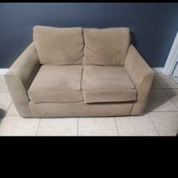 Couch/Loveseat