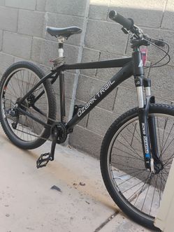 Men's Ozark trail mtb