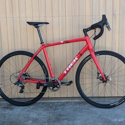 ++ Trek Crockett 7 Disc 2017 56cm