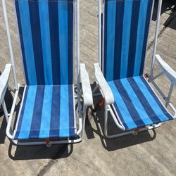 2Portable beach chair with backpack,foldable design