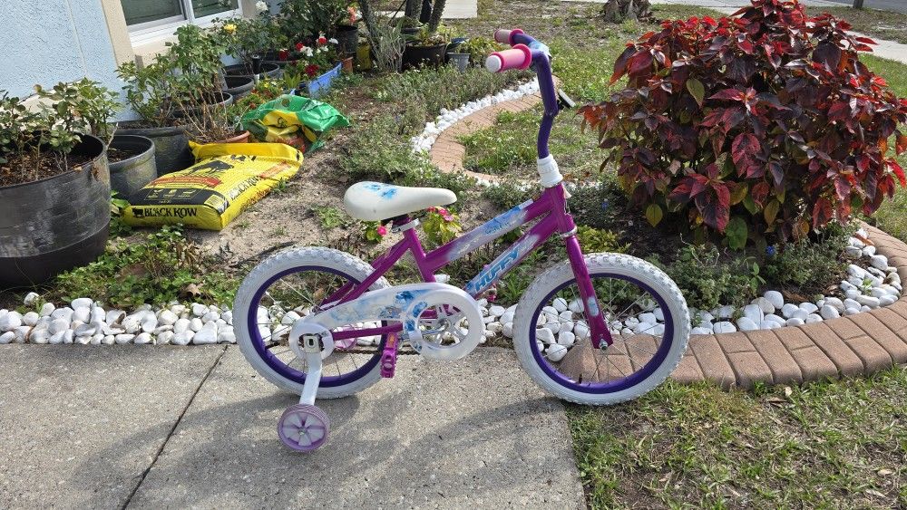 Huffy 16in SeaStar Kid's Bike With Training Wheels