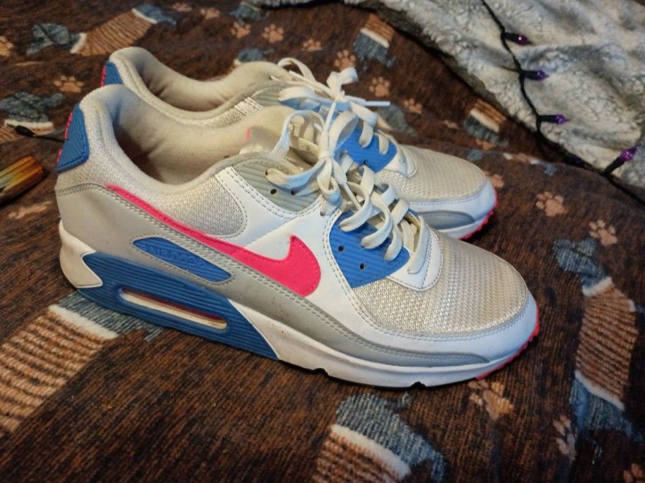Nike Air Max Hot Corral.Size 14.5 Women's $20