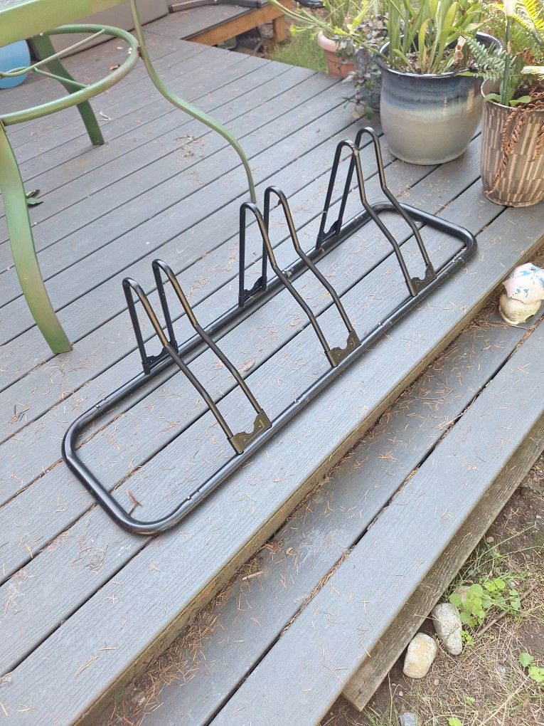 3 Bike Floor Stand