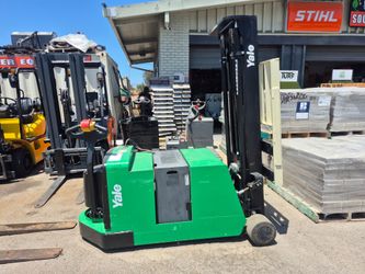 ** Yale 4k walkie stacker 24v **