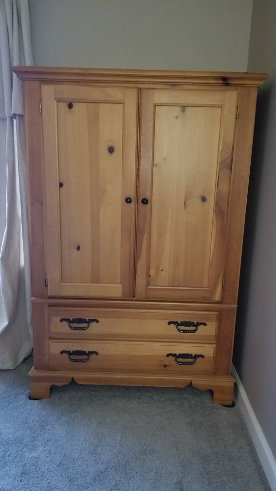 Farmhouse Knotty Pine Armoire Media Dresser for Sale in Puyallup, WA OfferUp