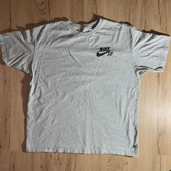 Nike Sb T Shirts Size Large 
