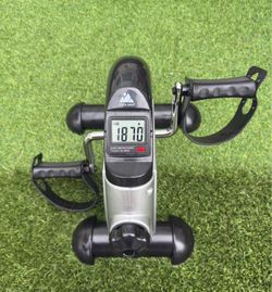 EVOLAND Modelo: Mini Pedal Exerciser / Under Desk Bike