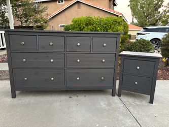 Gray Solid Wood 10 Drawer Modern Dresser Chest of Drawers and Nightstand Furniture Set Great Condition